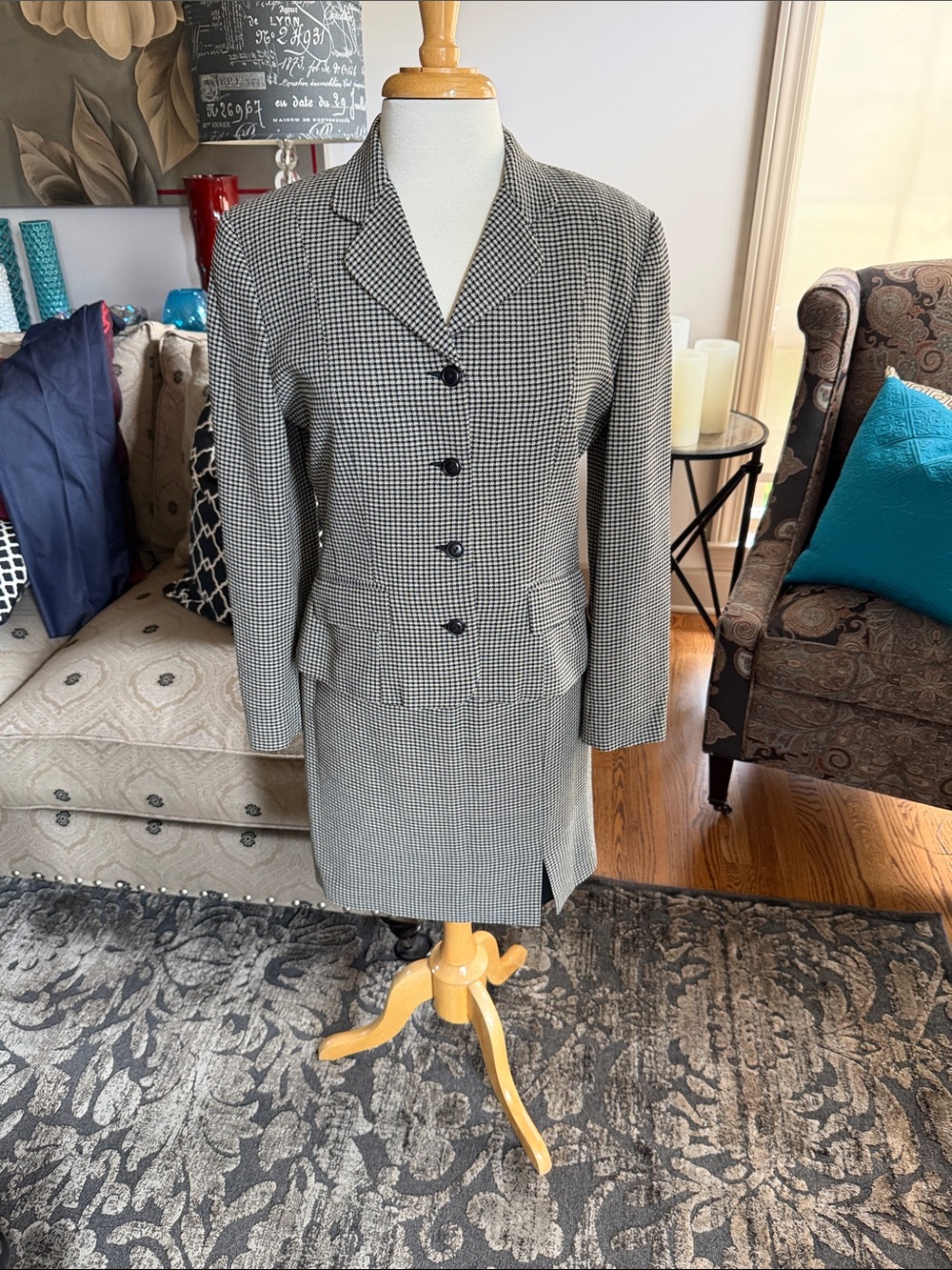 Classic Houndstooth Women's Skirt Suit Jacket - Black & tan